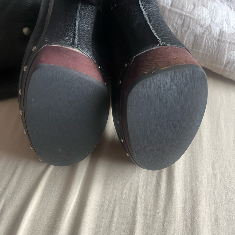 UGG Black Leather Stud-Detail Mid-Calf Heeled Boots - Picture 4 of 7